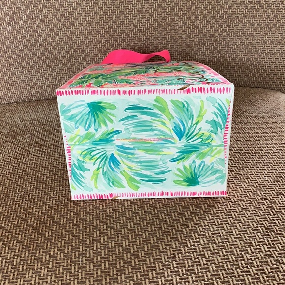Lilly Pulitzer Paper Gift Bag - Picture 3 of 7
